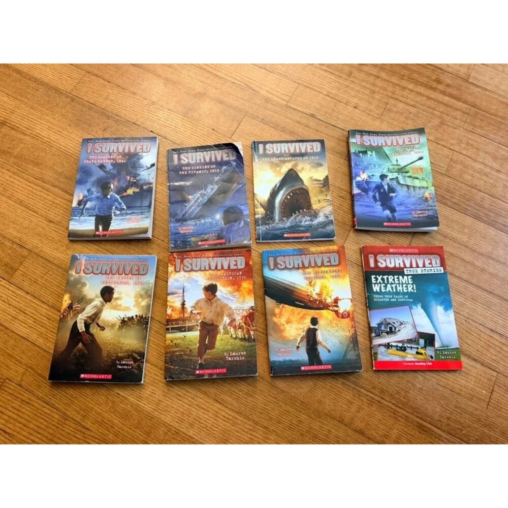 I Survived Book Lot of 8 Lauren Tarshis Scholastic Paperback Chapter Books